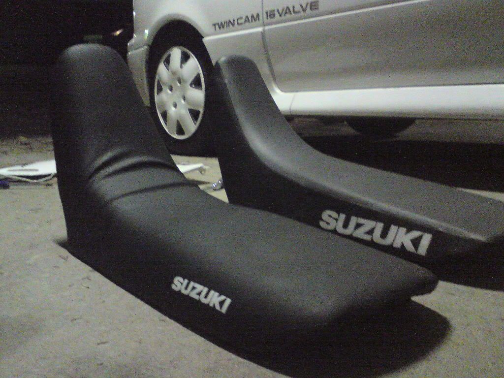 Suzuki DR650 Gel Seat & Standard Seat Photo by Braceyouself Photobucket